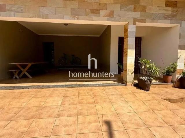 Casa / Sobrado para Venda em Paulínia/SP Jardim America 3 Quartos