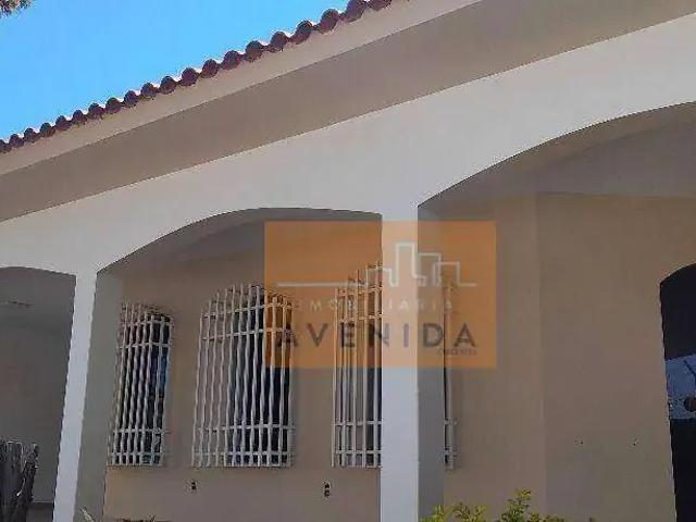 Casa / Sobrado para Venda em Paulínia/SP Jardim de Itapoan 4 Quartos