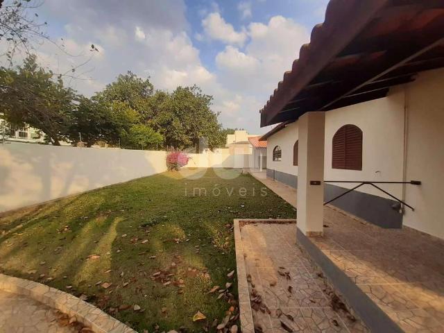 Casa / Sobrado para Venda em Paulínia/SP Jardim de Itapoan 4 Quartos