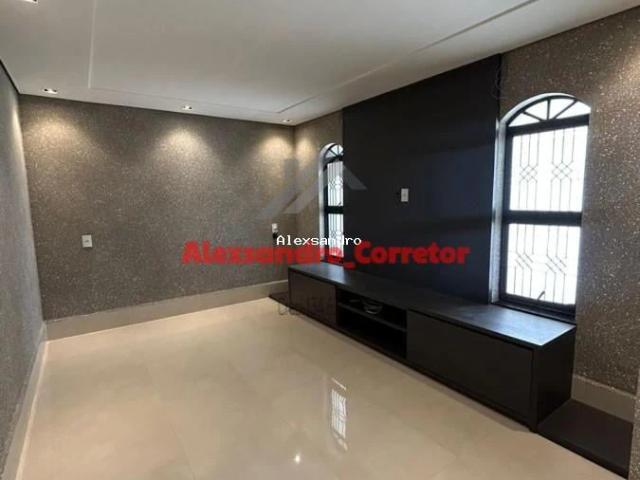 Casa / Sobrado para Venda em Paulínia/SP Jardim de Itapoan 4 Quartos