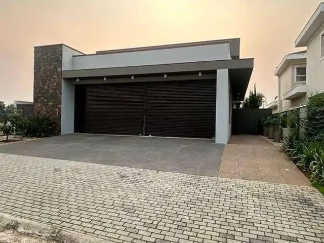 Casa / Sobrado para Venda em Paulínia/SP Jardim Europa 4 Quartos