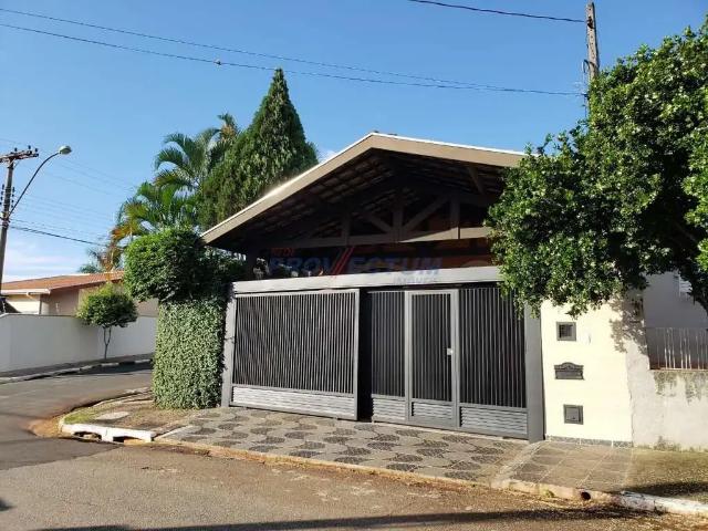 Casa / Sobrado para Venda em Paulínia/SP Jardim Fortaleza 4 Quartos