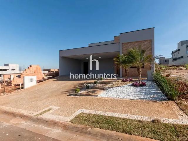 Casa / Sobrado para Venda em Paulínia/SP Parque Brasil 500 3 Quartos
