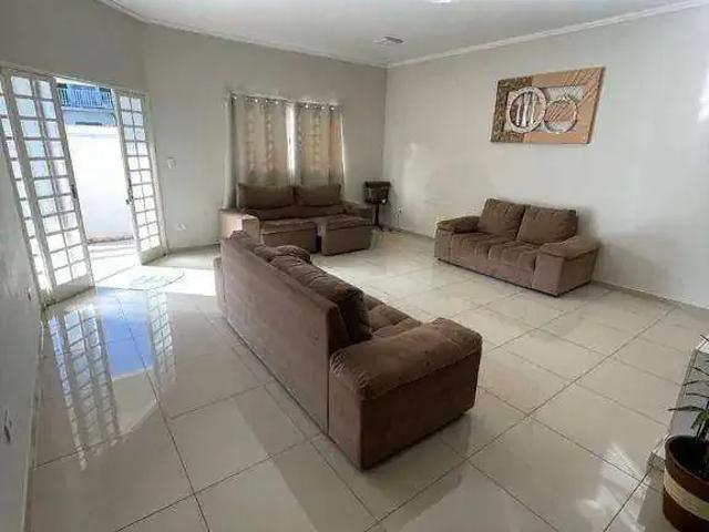 Casa / Sobrado para Venda em Paulínia/SP Patropi 4 Quartos