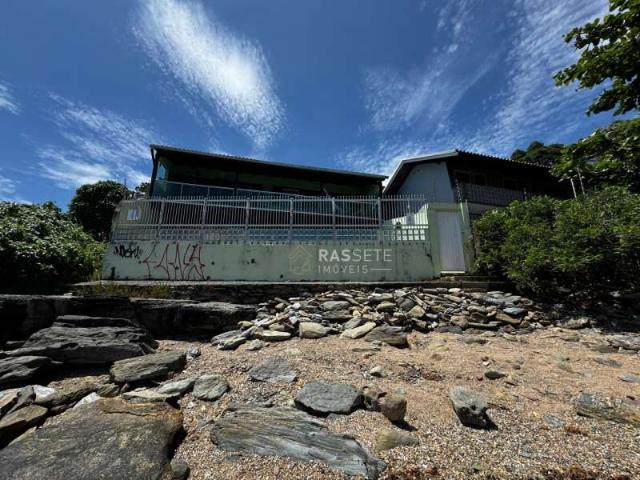 Casa / Sobrado para Venda em Penha/SC Armação 4 Quartos