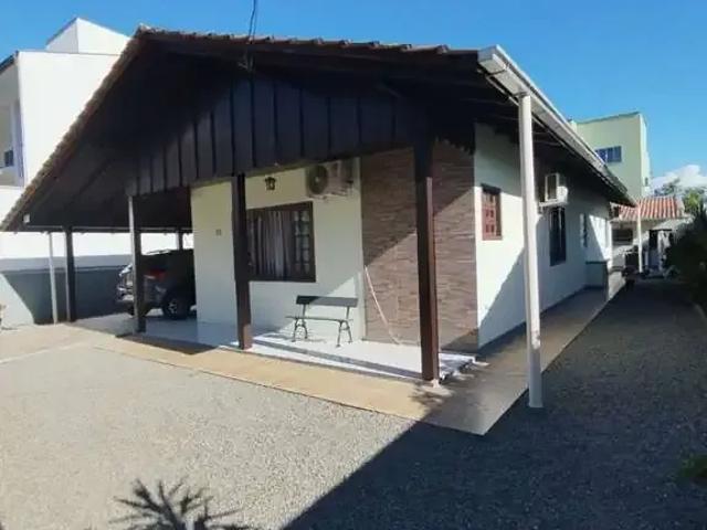 Casa / Sobrado para Venda em Penha/SC Centro 4 Quartos