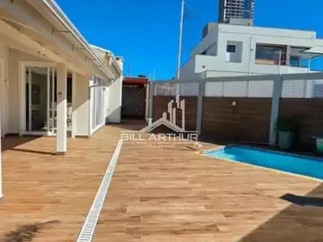 Casa / Sobrado para Venda em Penha/SC Centro 4 Quartos
