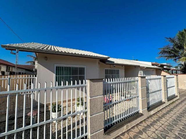 Casa / Sobrado para Venda em Penha/SC Centro 2 Quartos