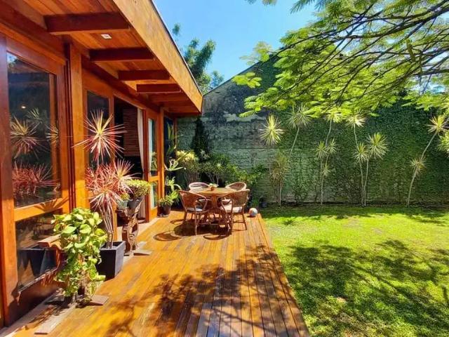 Casa / Sobrado para Venda em Penha/SC Centro 3 Quartos