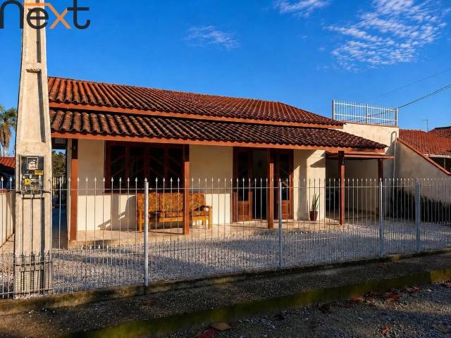 Casa / Sobrado para Venda em Penha/SC Centro 3 Quartos