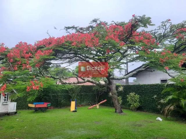 Casa / Sobrado para Venda em Penha/SC Praia Alegre 4 Quartos