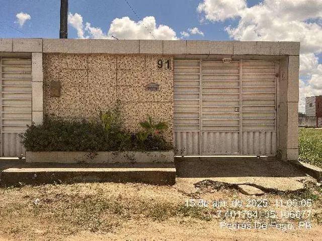 Casa / Sobrado para Venda em Pedras de Fogo/PB Centro 2 Quartos