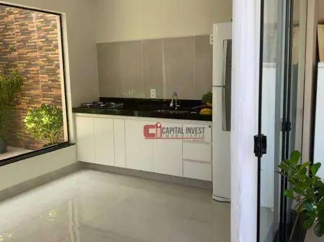 Casa / Sobrado para Venda em Pedreira/SP Centro 3 Quartos