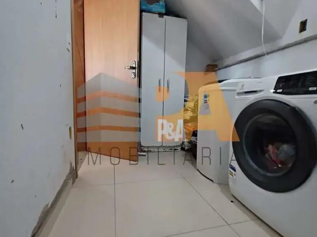 Casa / Sobrado para Venda em Pedreira/SP Centro 4 Quartos