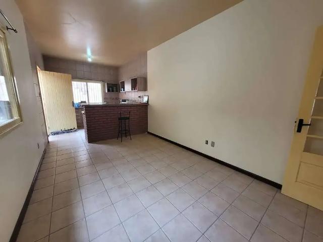 Casa / Sobrado para Venda em Pelotas/RS Centro 2 Quartos