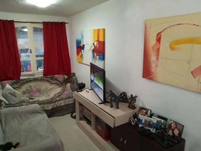 Casa / Sobrado para Venda em Pelotas/RS Centro 3 Quartos