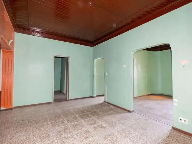 Casa / Sobrado para Venda em Pelotas/RS Centro 3 Quartos