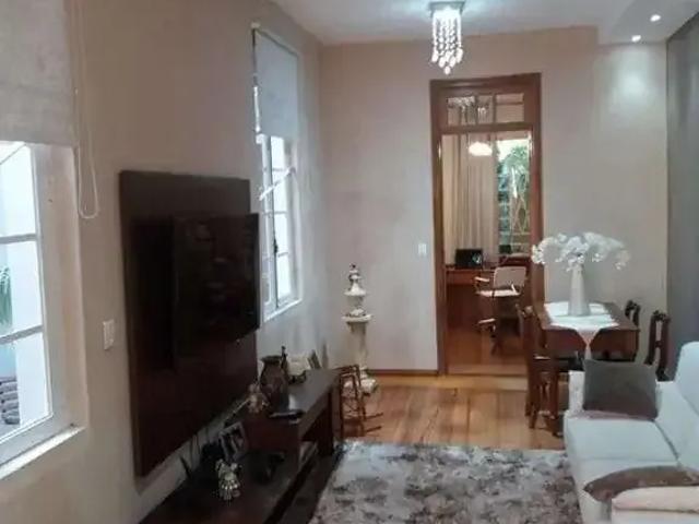 Casa / Sobrado para Venda em Pelotas/RS Centro 3 Quartos