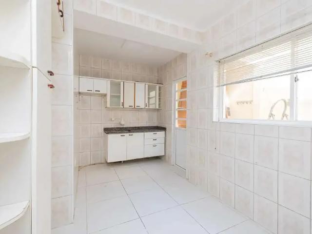 Casa / Sobrado para Venda em Pelotas/RS Centro 3 Quartos