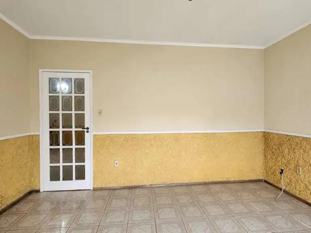 Casa / Sobrado para Venda em Pelotas/RS Centro 3 Quartos