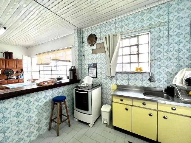 Casa / Sobrado para Venda em Pelotas/RS Centro 3 Quartos