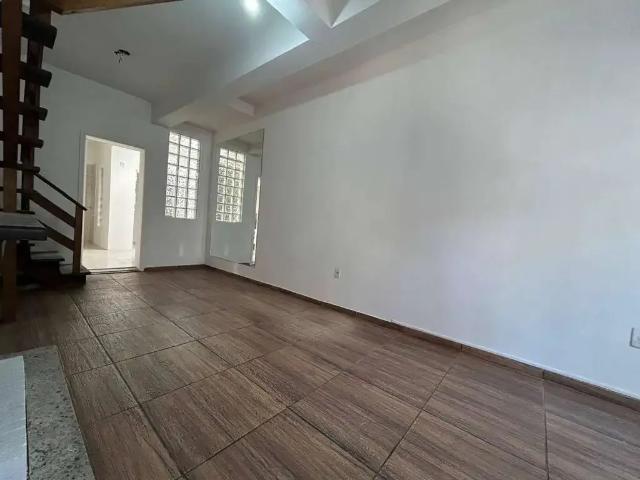 Casa / Sobrado para Venda em Pelotas/RS Centro 3 Quartos