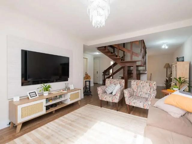 Casa / Sobrado para Venda em Pelotas/RS Centro 3 Quartos