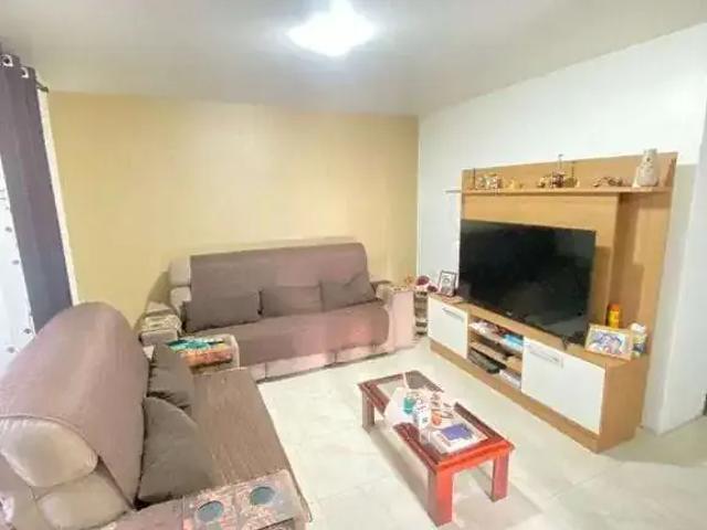 Casa / Sobrado para Venda em Pelotas/RS Centro 4 Quartos