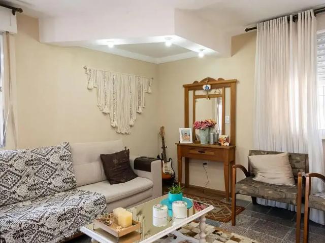 Casa / Sobrado para Venda em Pelotas/RS Areal 3 Quartos