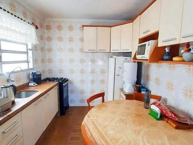 Casa / Sobrado para Venda em Pelotas/RS Areal 3 Quartos