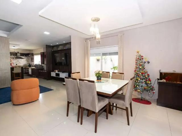Casa / Sobrado para Venda em Pelotas/RS Areal 3 Quartos