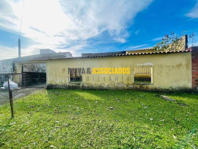 Casa / Sobrado para Venda em Pelotas/RS Areal 3 Quartos