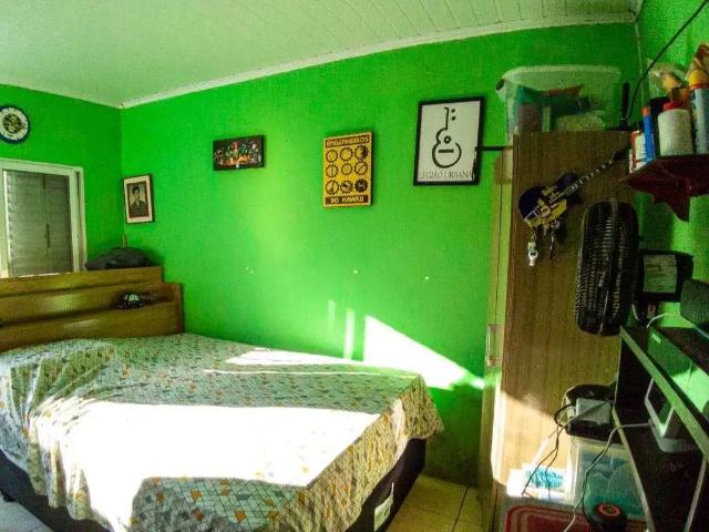 Casa / Sobrado para Venda em Pelotas/RS Areal 3 Quartos