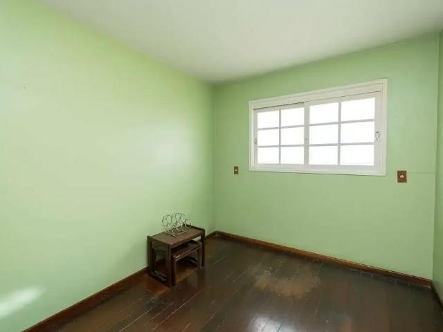 Casa / Sobrado para Venda em Pelotas/RS Areal 3 Quartos