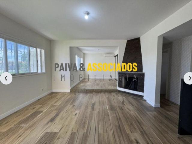 Casa / Sobrado para Venda em Pelotas/RS Areal 3 Quartos