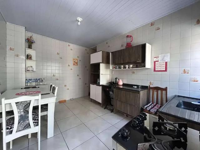 Casa / Sobrado para Venda em Pelotas/RS Areal 2 Quartos