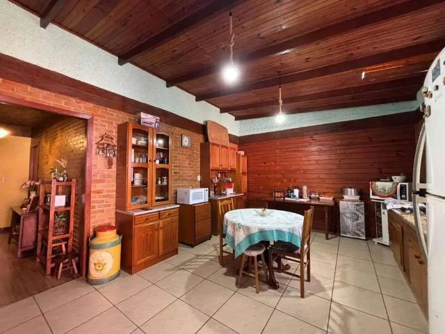 Casa / Sobrado para Venda em Pelotas/RS Areal 2 Quartos