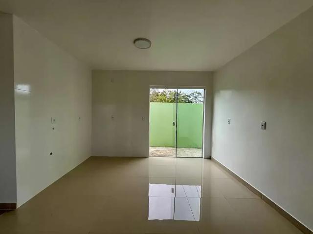 Casa / Sobrado para Venda em Pelotas/RS Areal 2 Quartos