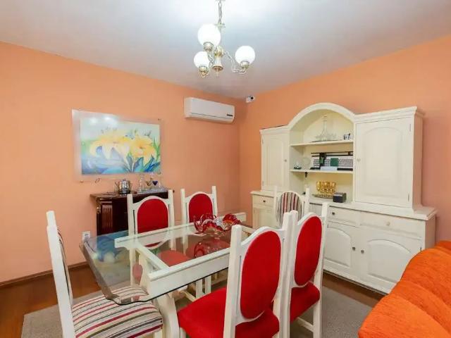 Casa / Sobrado para Venda em Pelotas/RS Areal 4 Quartos