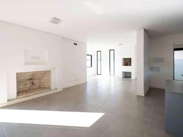 Casa / Sobrado para Venda em Pelotas/RS Laranjal 3 Quartos