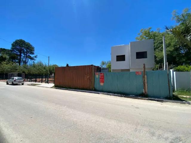 Casa / Sobrado para Venda em Pelotas/RS Laranjal 3 Quartos