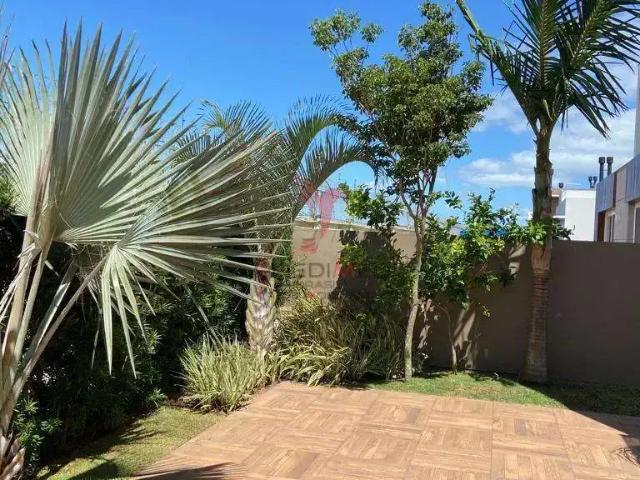 Casa / Sobrado para Venda em Pelotas/RS Laranjal 3 Quartos