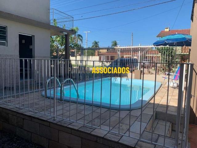 Casa / Sobrado para Venda em Pelotas/RS Laranjal 4 Quartos