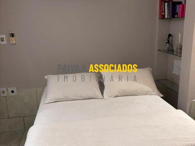 Casa / Sobrado para Venda em Pelotas/RS Laranjal 4 Quartos