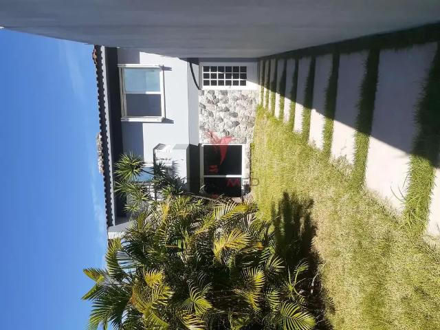 Casa / Sobrado para Venda em Pelotas/RS Recanto de Portugal 3 Quartos