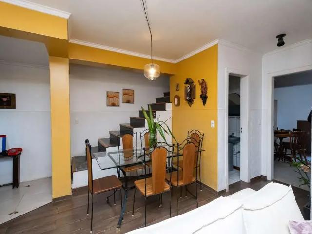 Casa / Sobrado para Venda em Pelotas/RS Três Vendas 3 Quartos