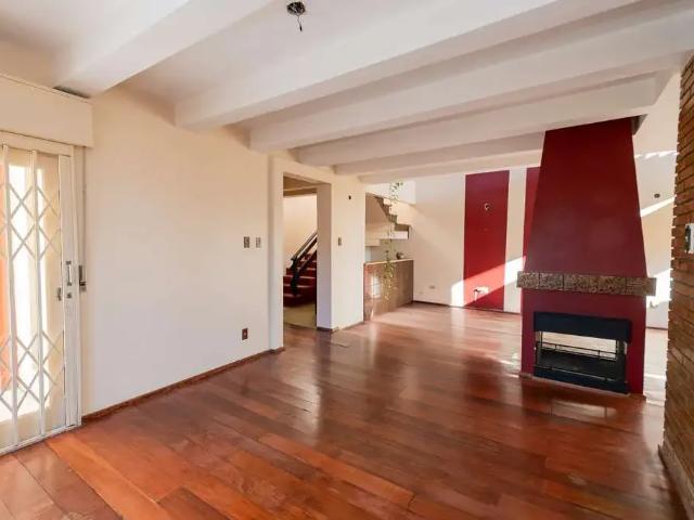 Casa / Sobrado para Venda em Pelotas/RS Três Vendas 3 Quartos