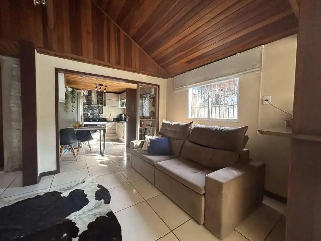 Casa / Sobrado para Venda em Pelotas/RS Três Vendas 2 Quartos
