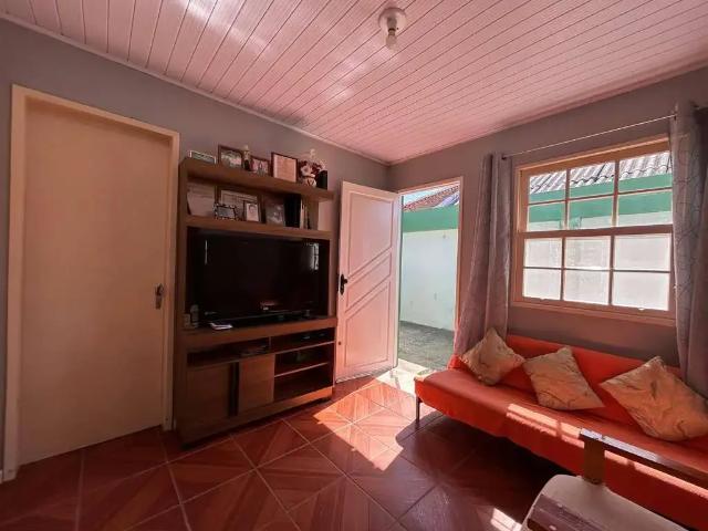 Casa / Sobrado para Venda em Pelotas/RS Três Vendas 2 Quartos