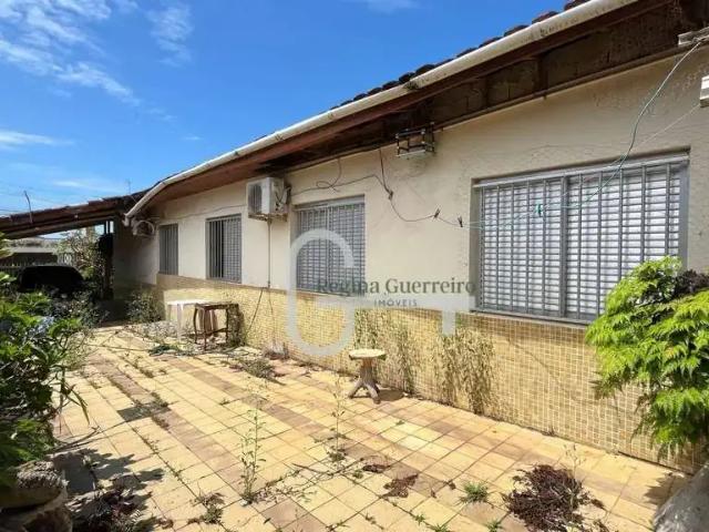 Casa / Sobrado para Venda em Peruíbe/SP Centro 3 Quartos